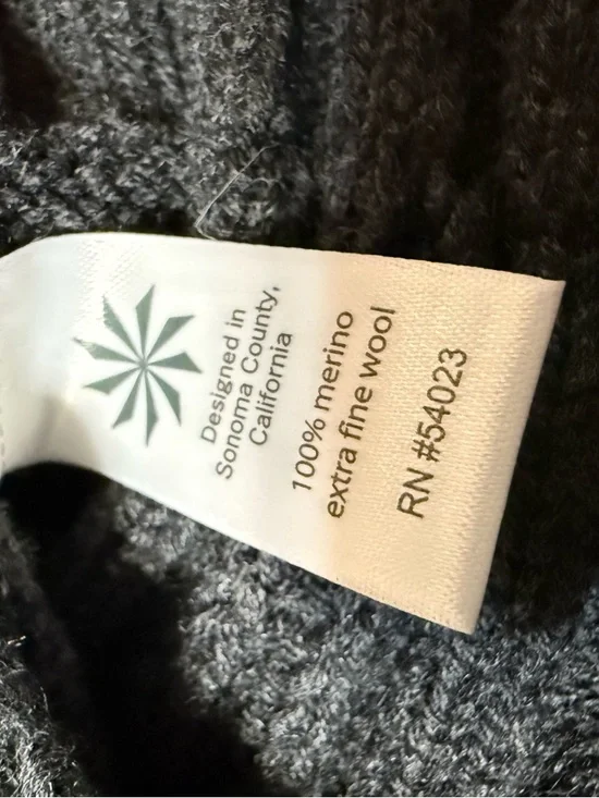 Athleta Coldspell Cable Knit Sweater Dress 100% Merino Wool Hooded Gray - Picture 6 of 8